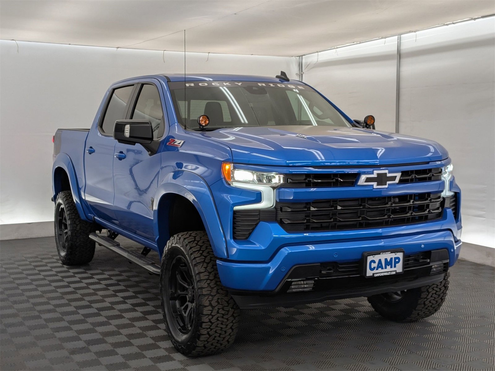 2025 Chevrolet Silverado 1500 RST photo 8