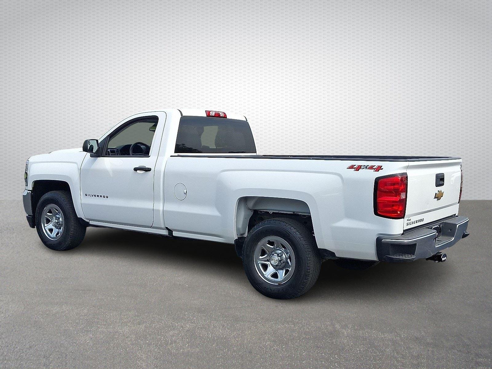 2018 Chevrolet Silverado 1500 LS photo 4
