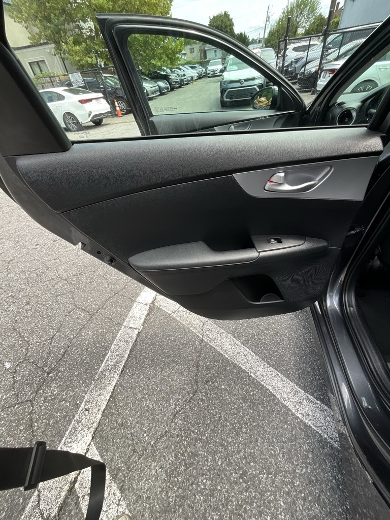 2023 Kia Forte LXS photo 19