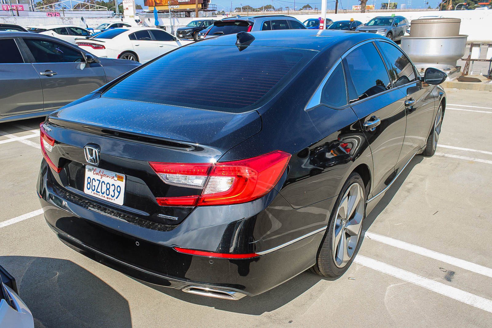 2018 Honda Accord Touring 1.5T photo 4