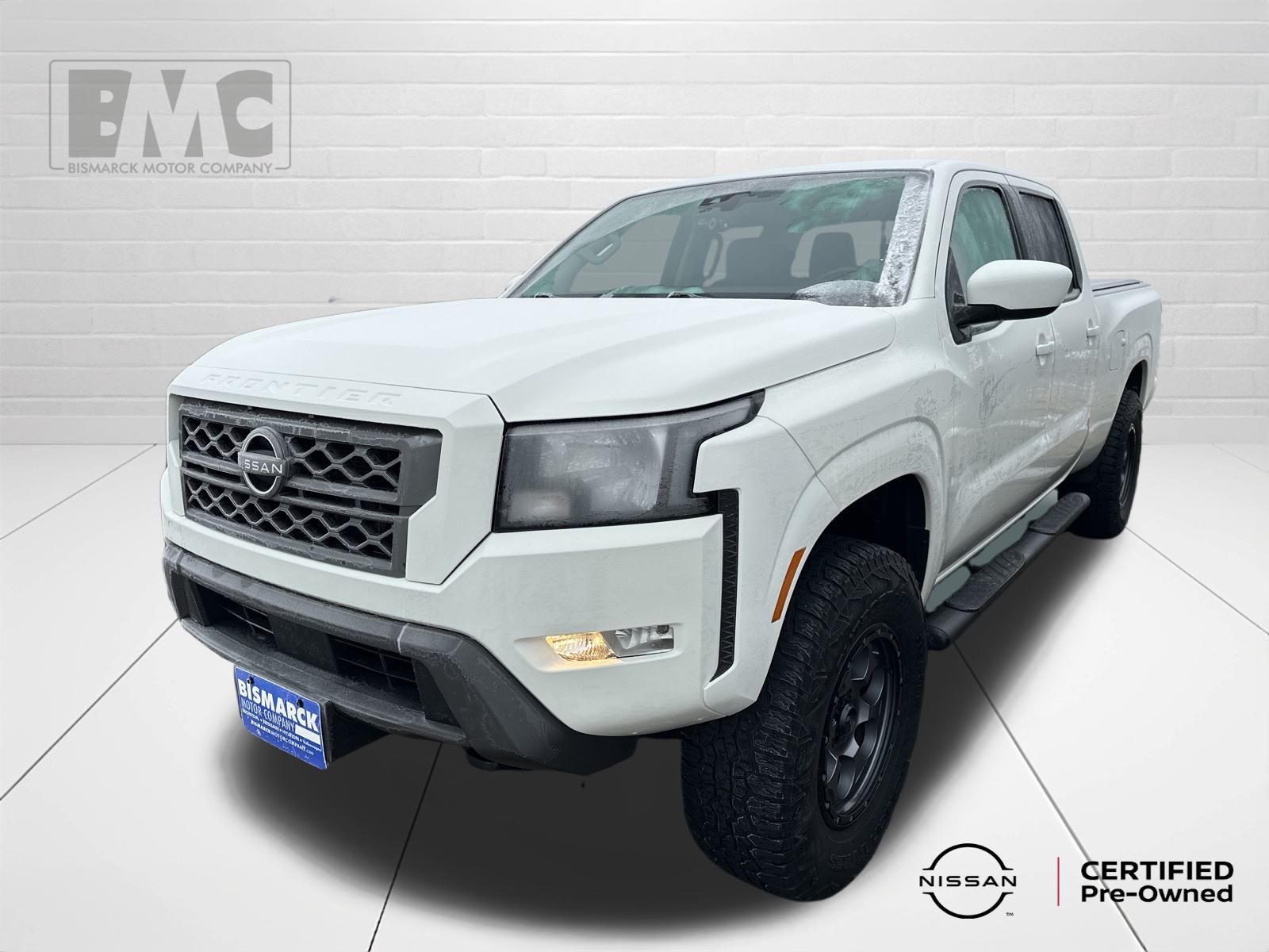 2022 Nissan Frontier SV's photo