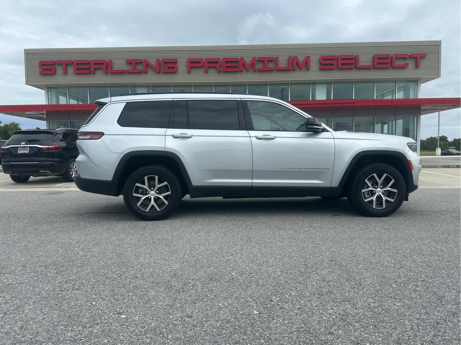 2024 Jeep Grand Cherokee L Limited's photo