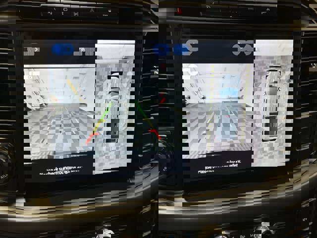 2024 Ford F-150 XLT photo 4