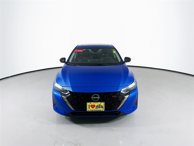 2024 Nissan Sentra SR photo 3