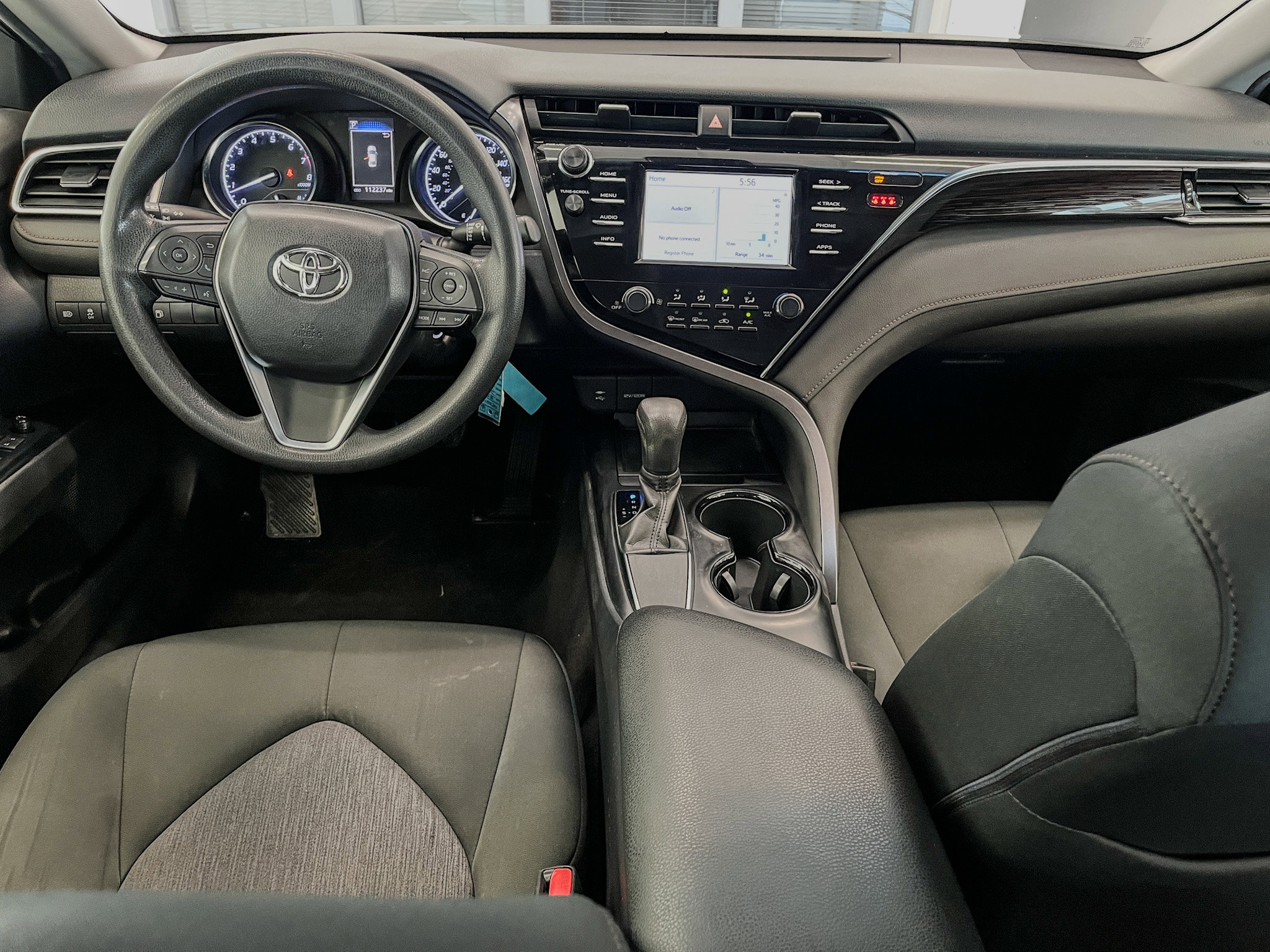 2018 Toyota Camry LE photo 15