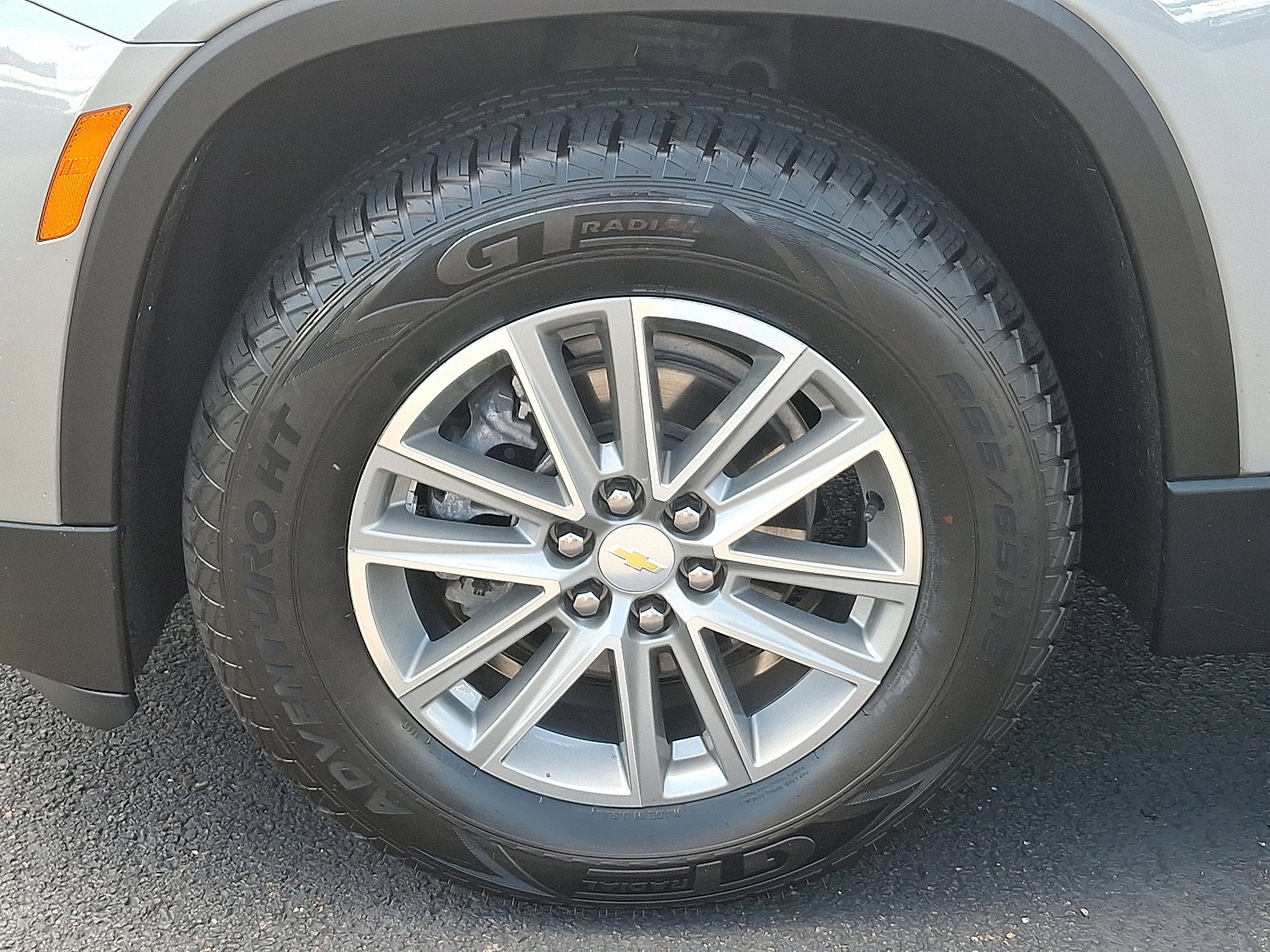 2023 Chevrolet Traverse Cloth photo 26