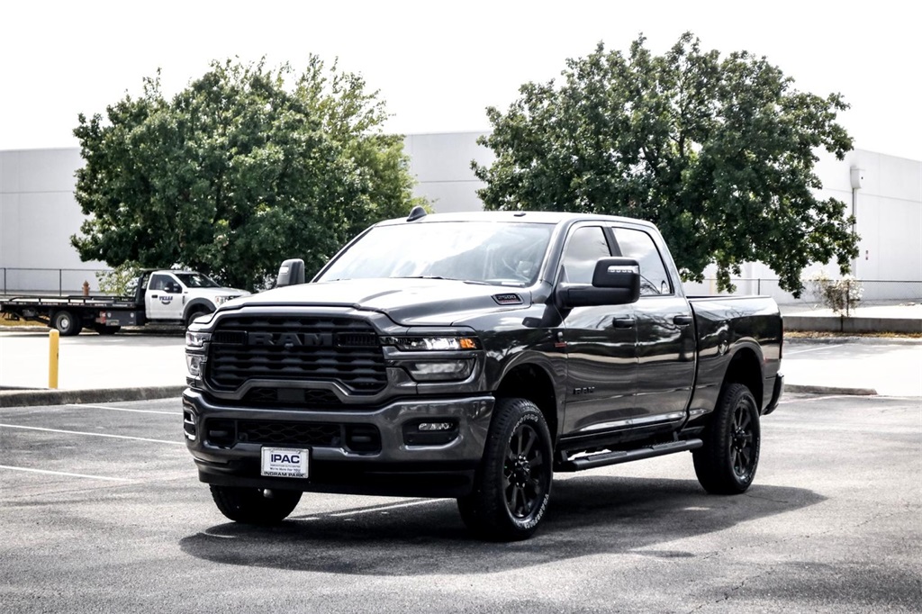 2025 Ram 2500 Big Horn photo 6