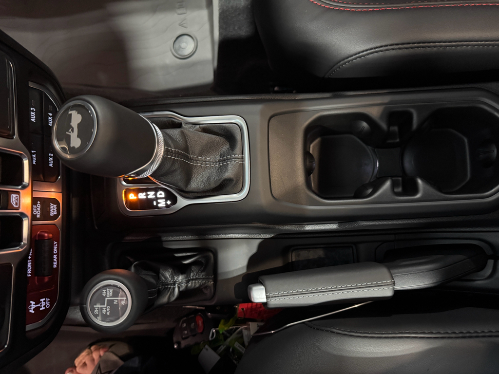 2025 Jeep Wrangler Rubicon X photo 34