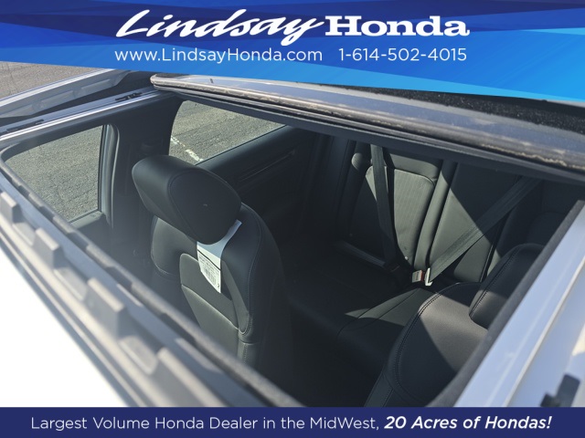 2025 Honda Civic Hybrid Sport Touring photo 2