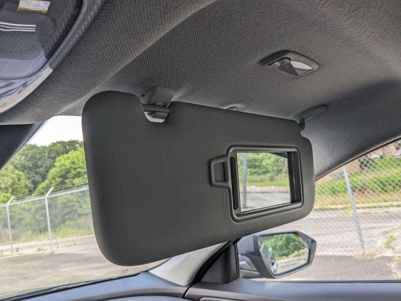 2025 Hyundai Elantra SEL Convenience photo 18