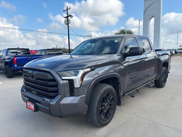 2024 Toyota Tundra SR5 photo 3