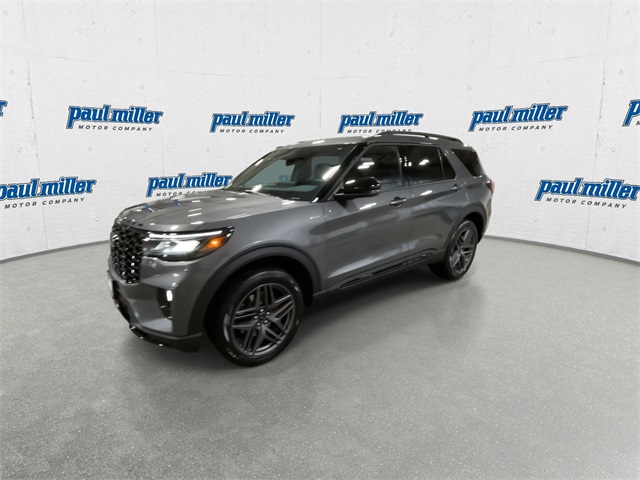 2026 Ford Explorer ST-Line photo 4