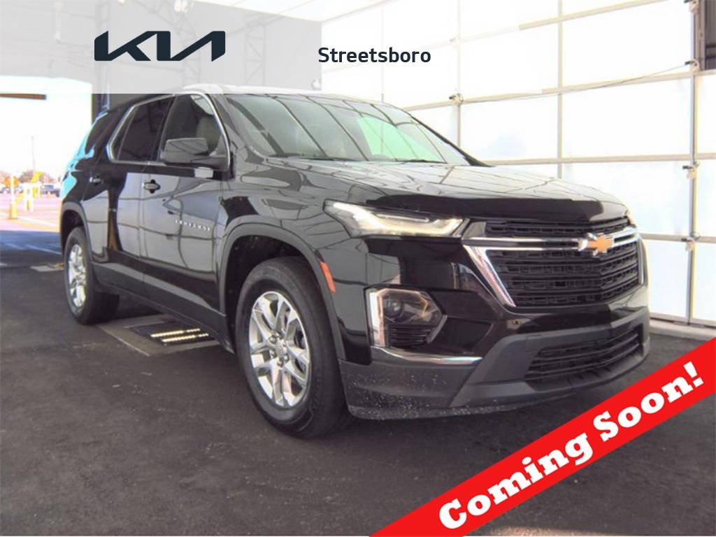 2023 Chevrolet Traverse LS's photo