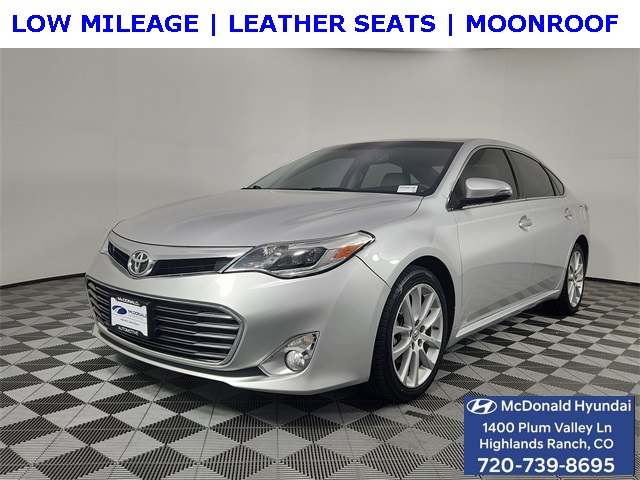 2014 Toyota Avalon Limited's photo