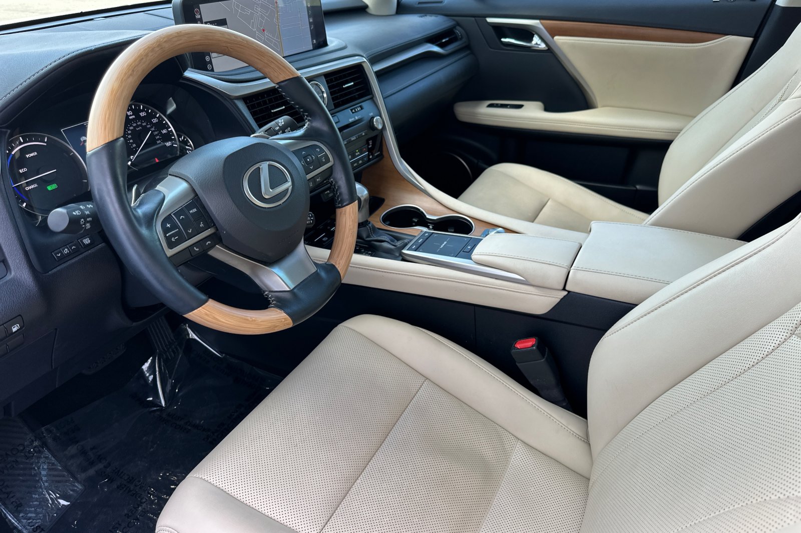 2022 Lexus RX 450h photo 9