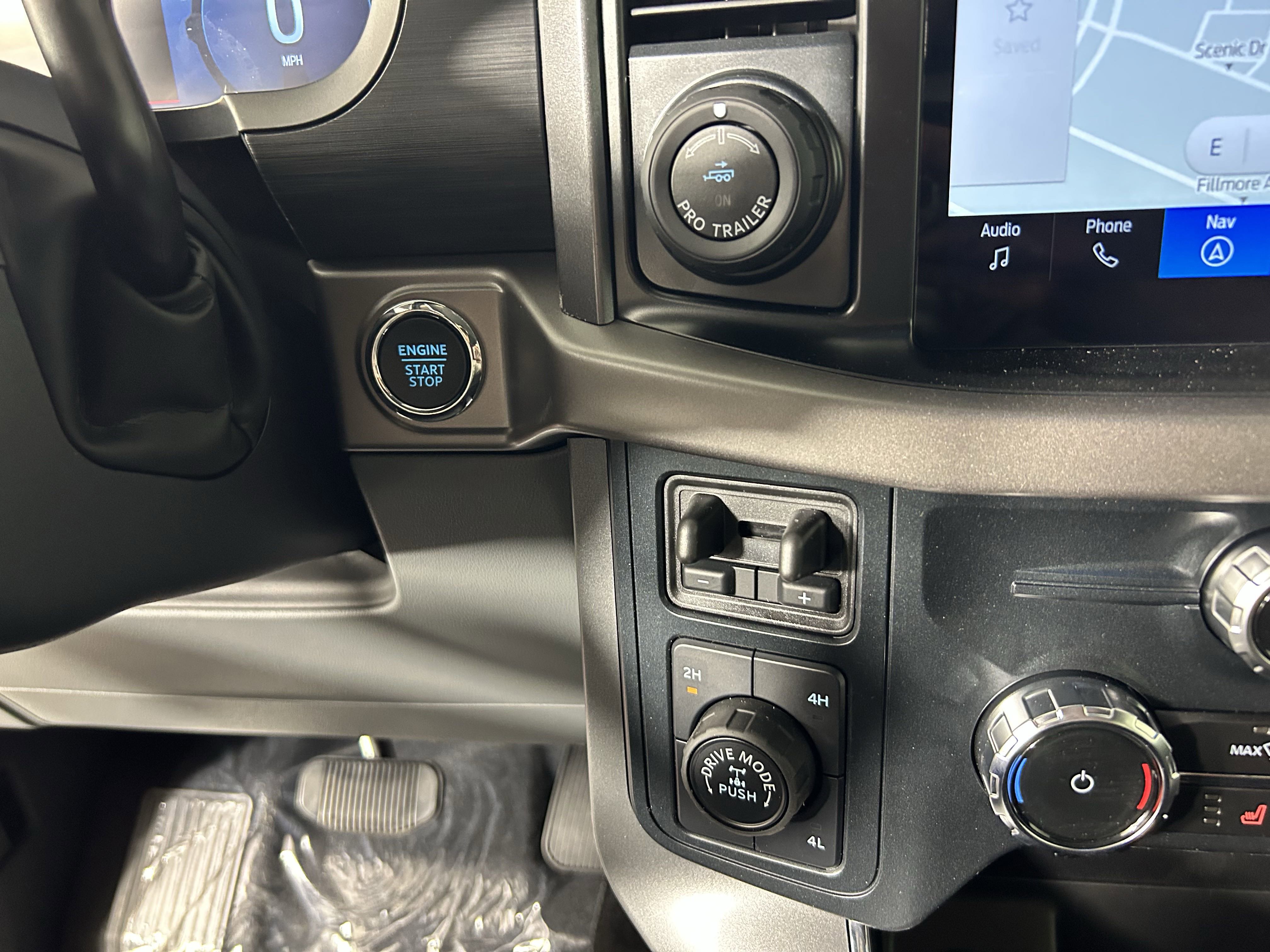 2025 Ford F-150 XLT photo 11