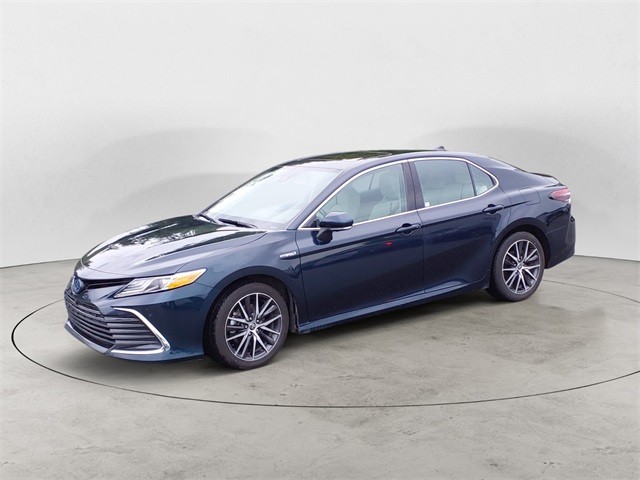 2021 Toyota Camry Hybrid XLE