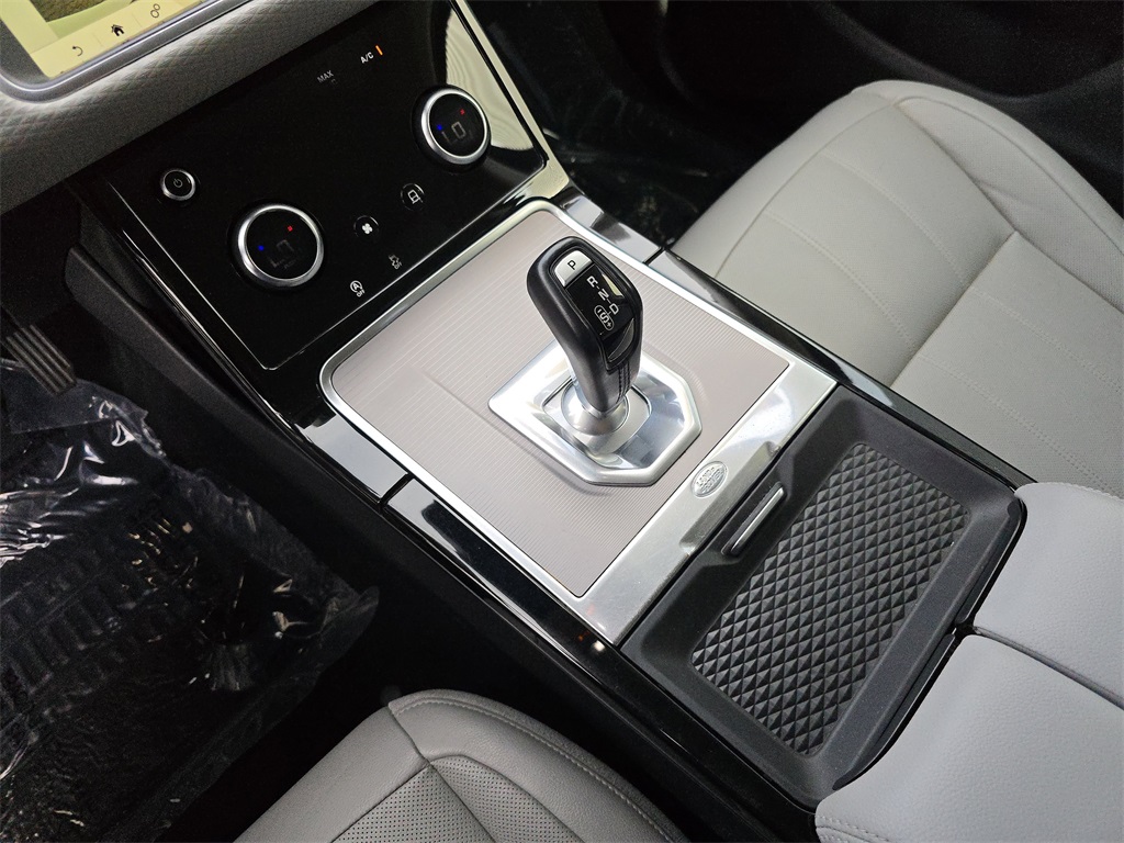 2020 Land Rover Range Rover Evoque S photo 27