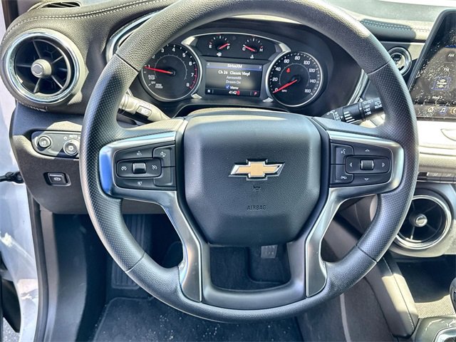 2025 Chevrolet Blazer 2LT photo 3