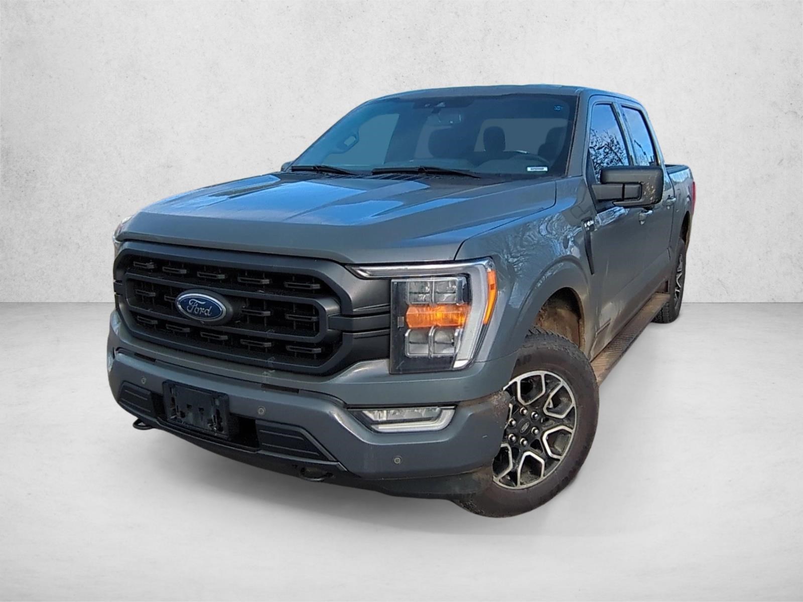 2021 Ford F-150 XLT's photo