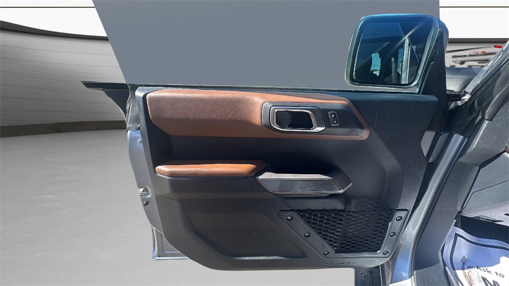 2022 Ford Bronco Outer Banks photo 18