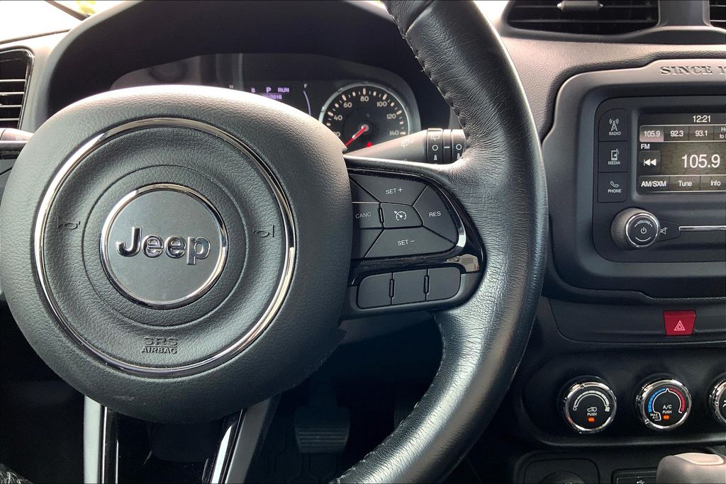 2017 Jeep Renegade Latitude North Edition photo 17