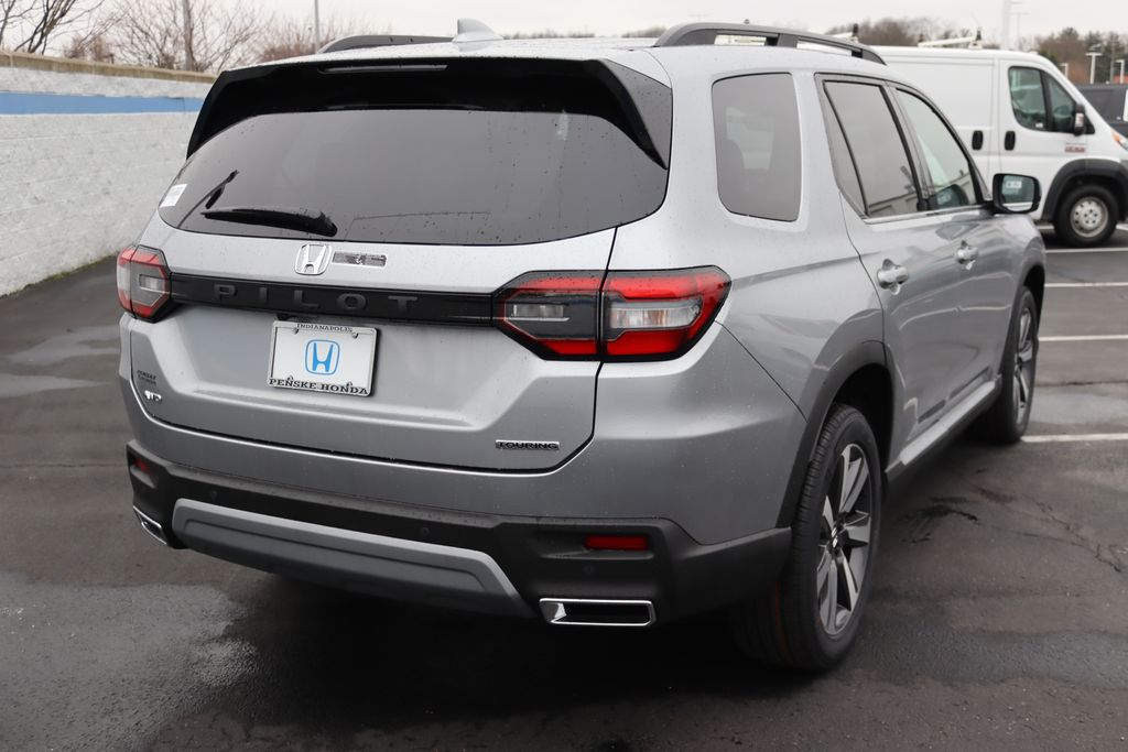 2025 Honda Pilot Touring photo 4