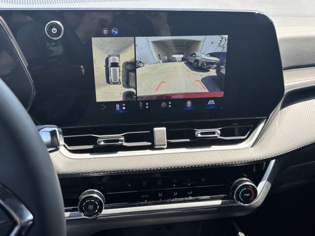 2026 Chevrolet Equinox LT photo 8