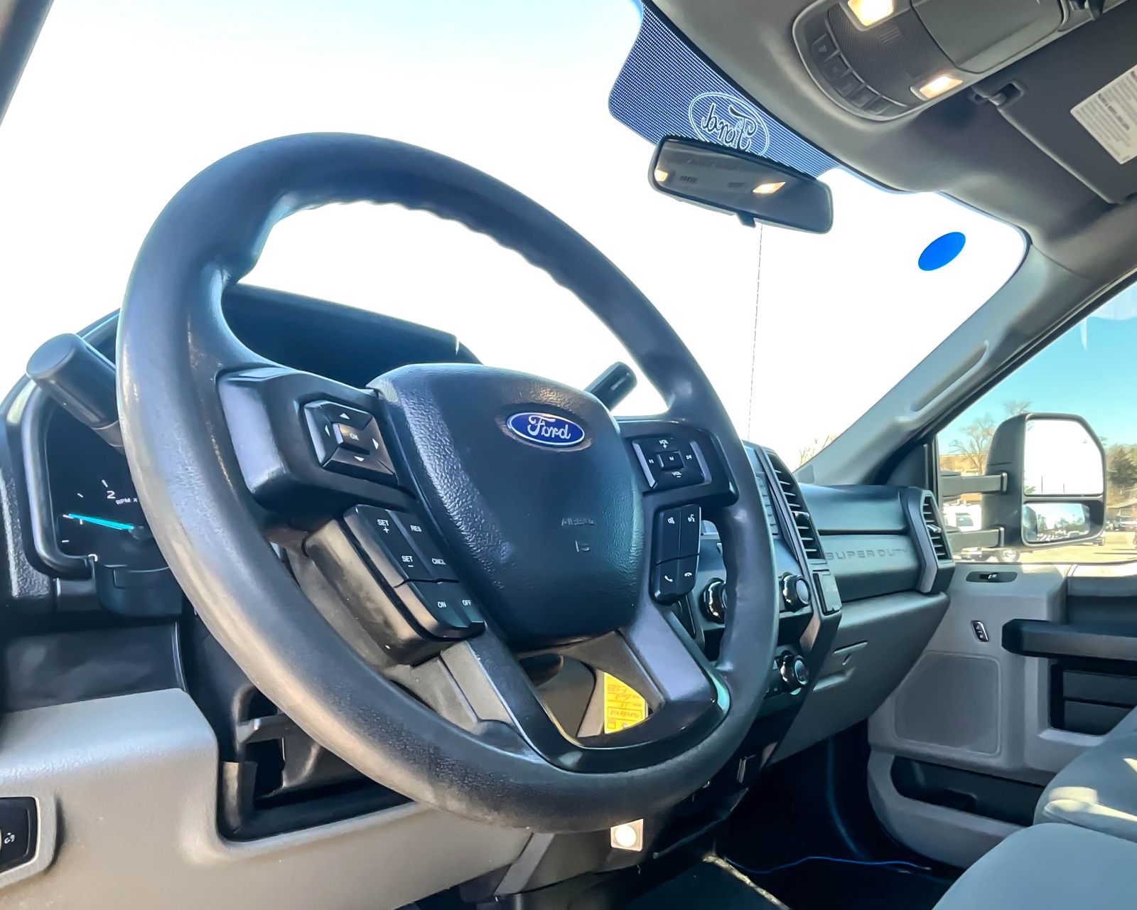 2019 Ford F-550 photo 11