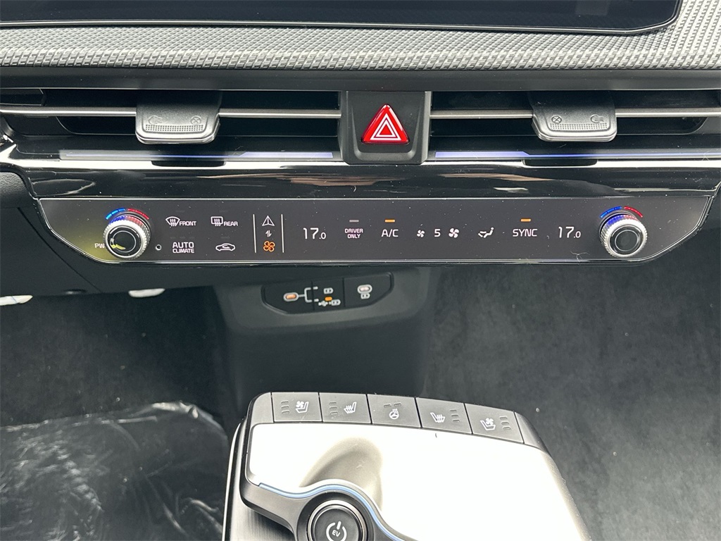 2025 Kia EV6 GT-Line photo 22