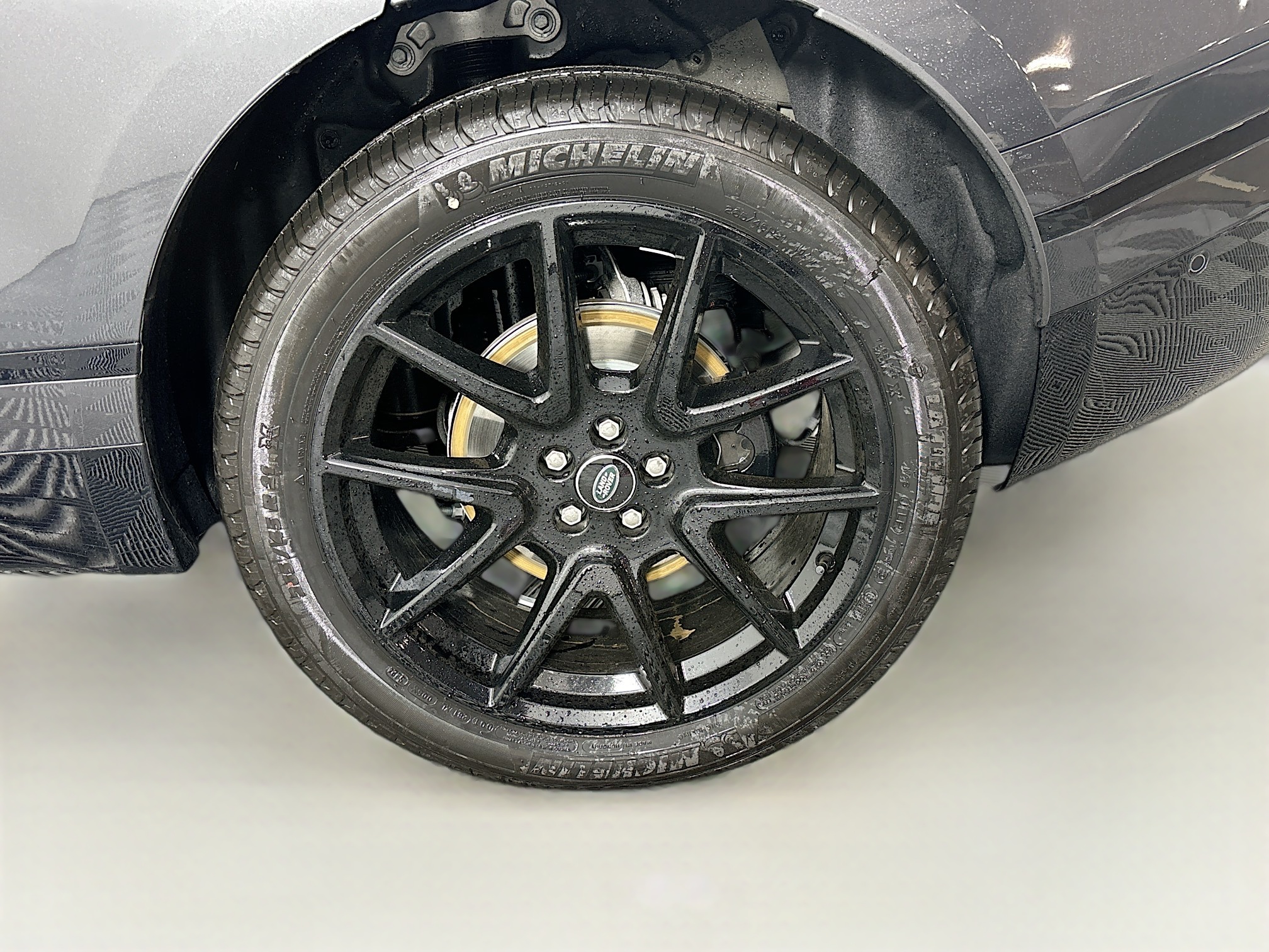2026 Land Rover Range Rover Velar SE photo 25