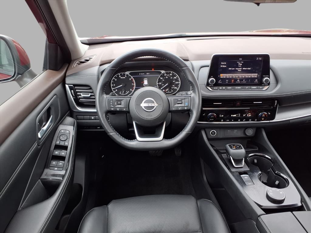 2023 Nissan Rogue SV photo 3