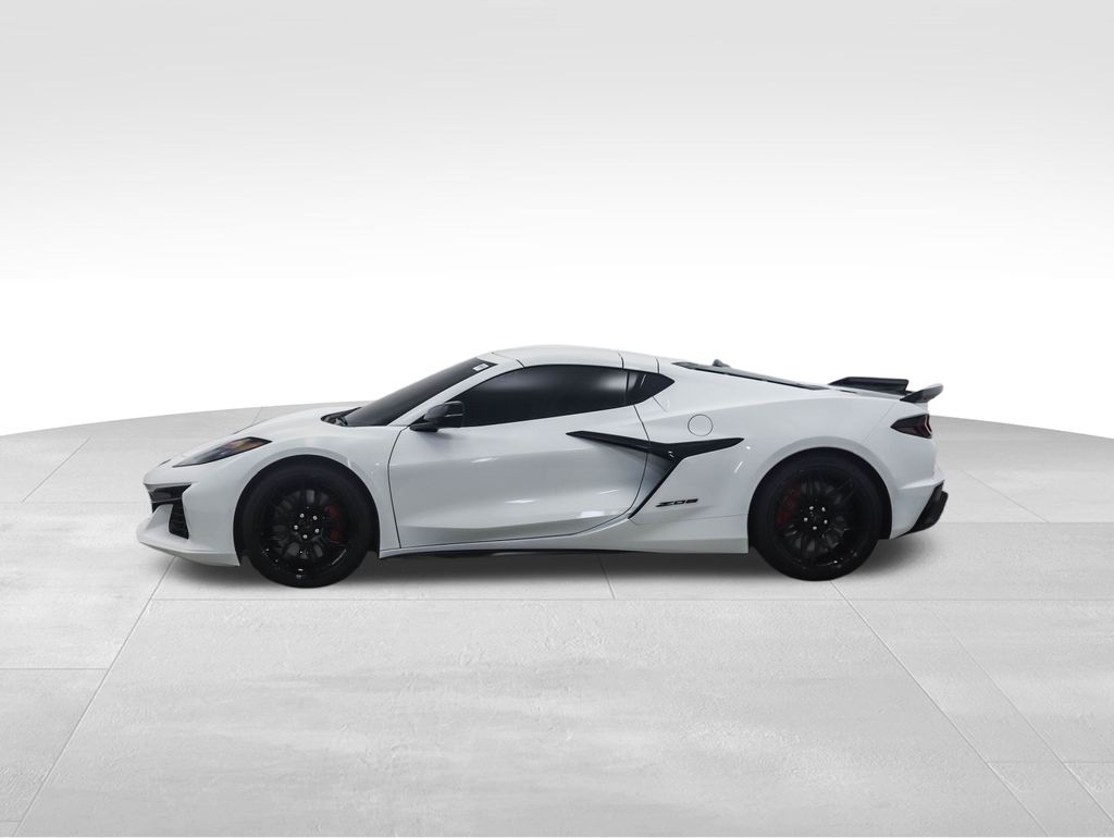 Used 2024 Chevrolet Corvette 1LZ with VIN 1G1YD2D39R5608146 for sale in Minneapolis, Minnesota
