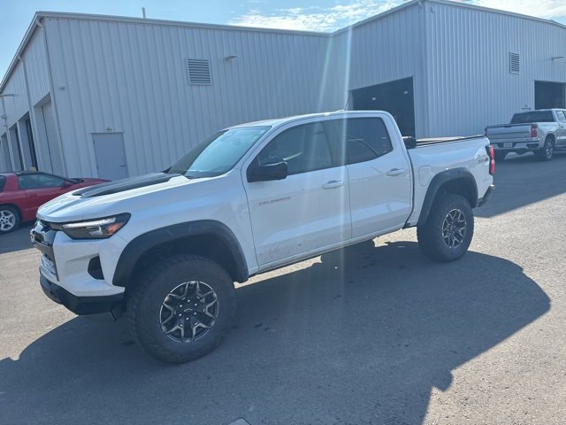 Used 2024 Chevrolet Colorado ZR2 with VIN 1GCPTFEK4R1199922 for sale in Kansas City