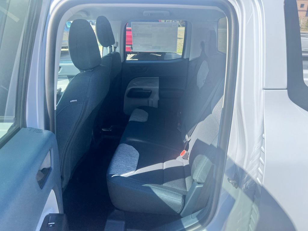 2025 Ford Maverick XLT photo 4