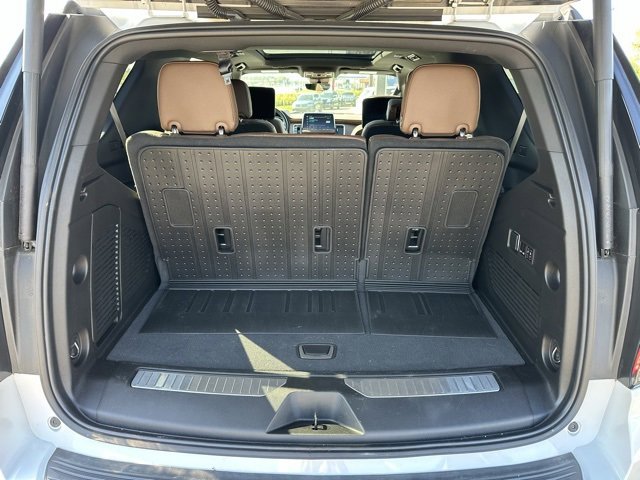 2024 Chevrolet Tahoe High Country photo 19