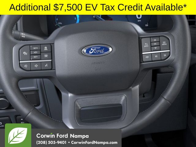 2025 Ford F-150 Lightning photo 12