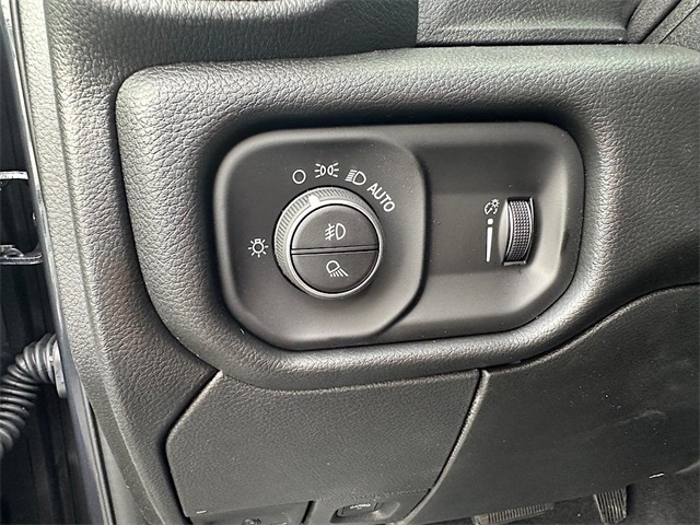 2025 Ram 2500 Tradesman photo 15