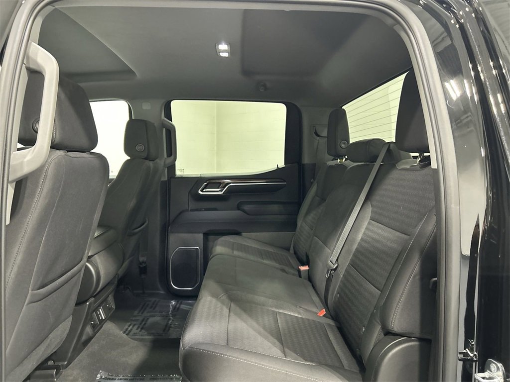 2022 Chevrolet Silverado 1500 LT photo 22