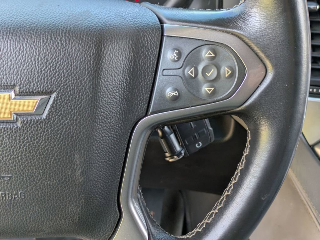 2016 Chevrolet Tahoe LT photo 16