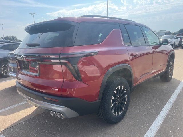 2026 Chevrolet Traverse Z71 photo 2