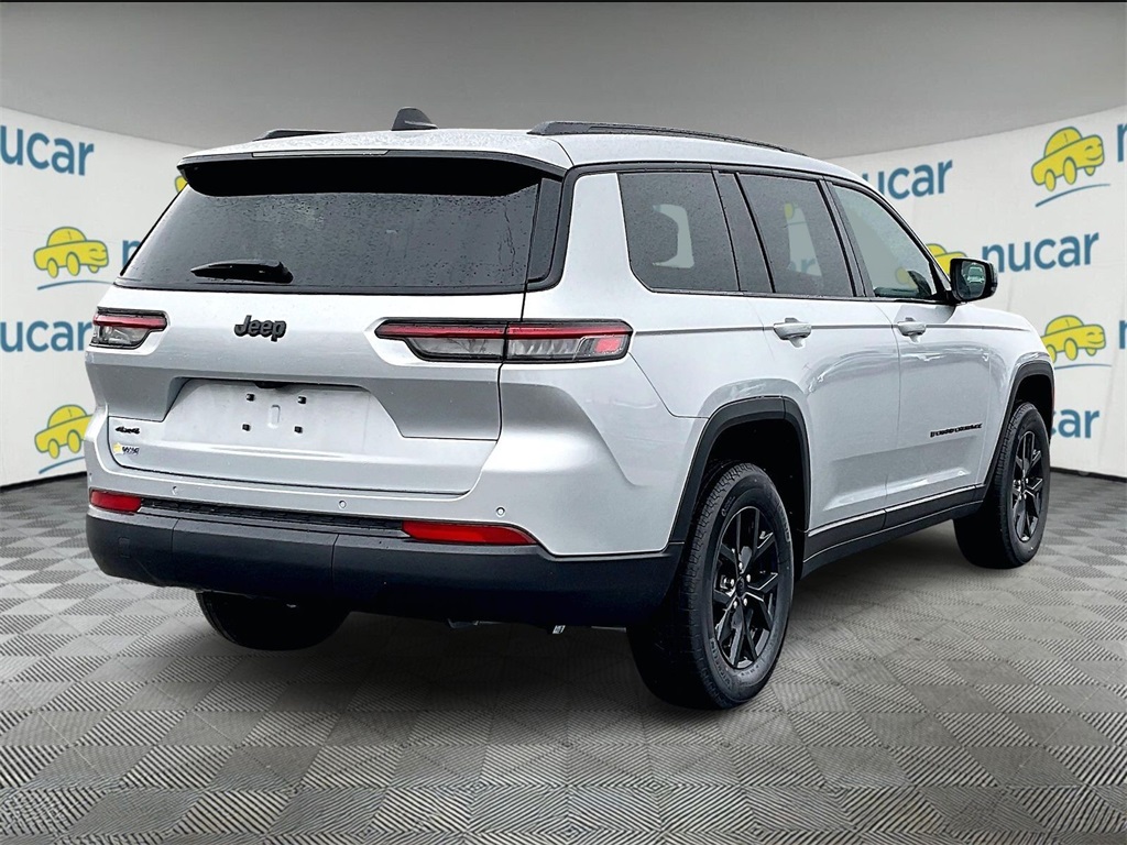2025 Jeep Grand Cherokee Altitude X photo 2