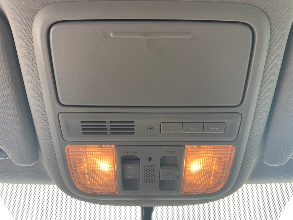 2016 Honda Pilot EX-L photo 17