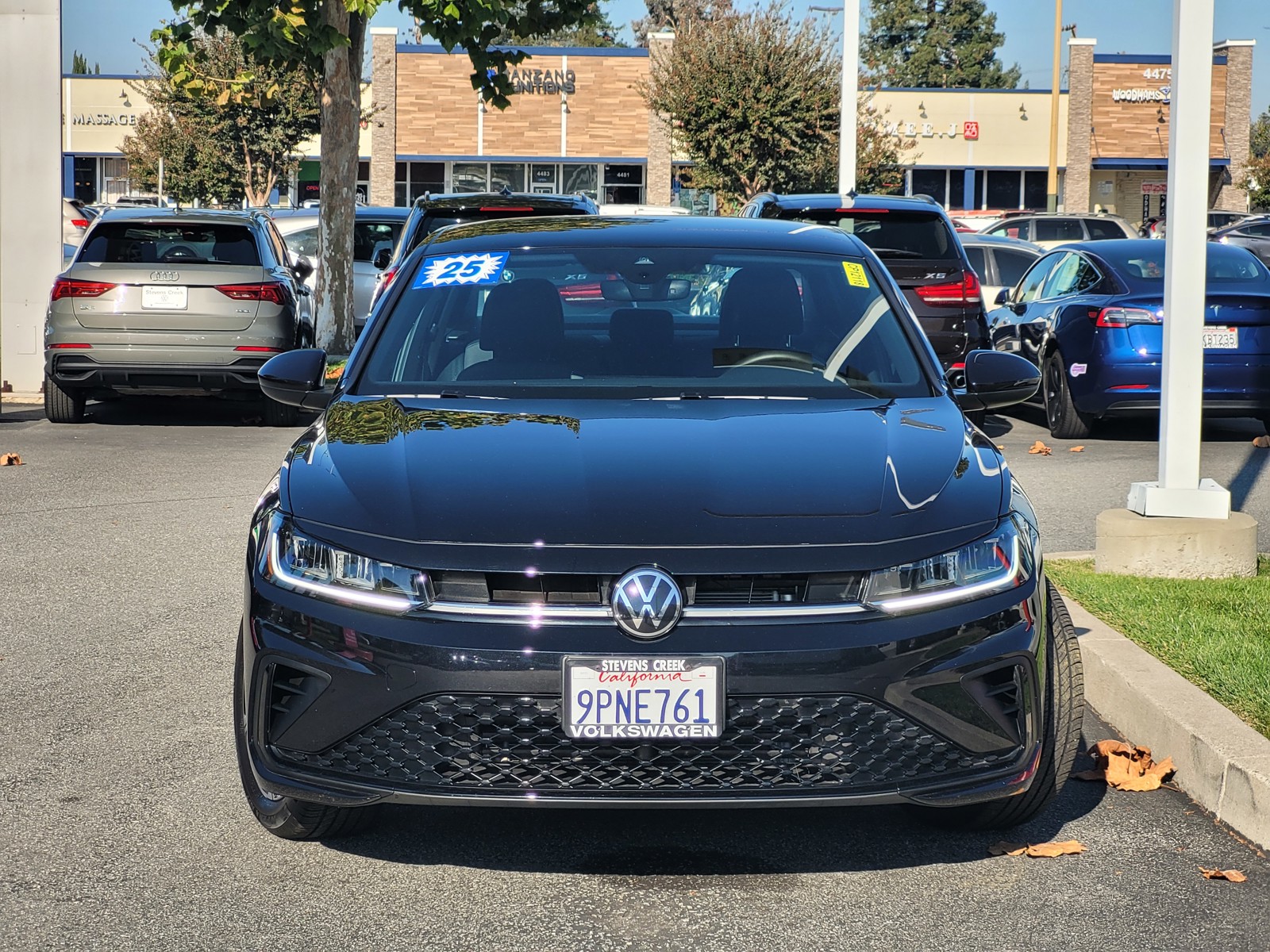 2025 Volkswagen Jetta 1.5T Sport photo 2