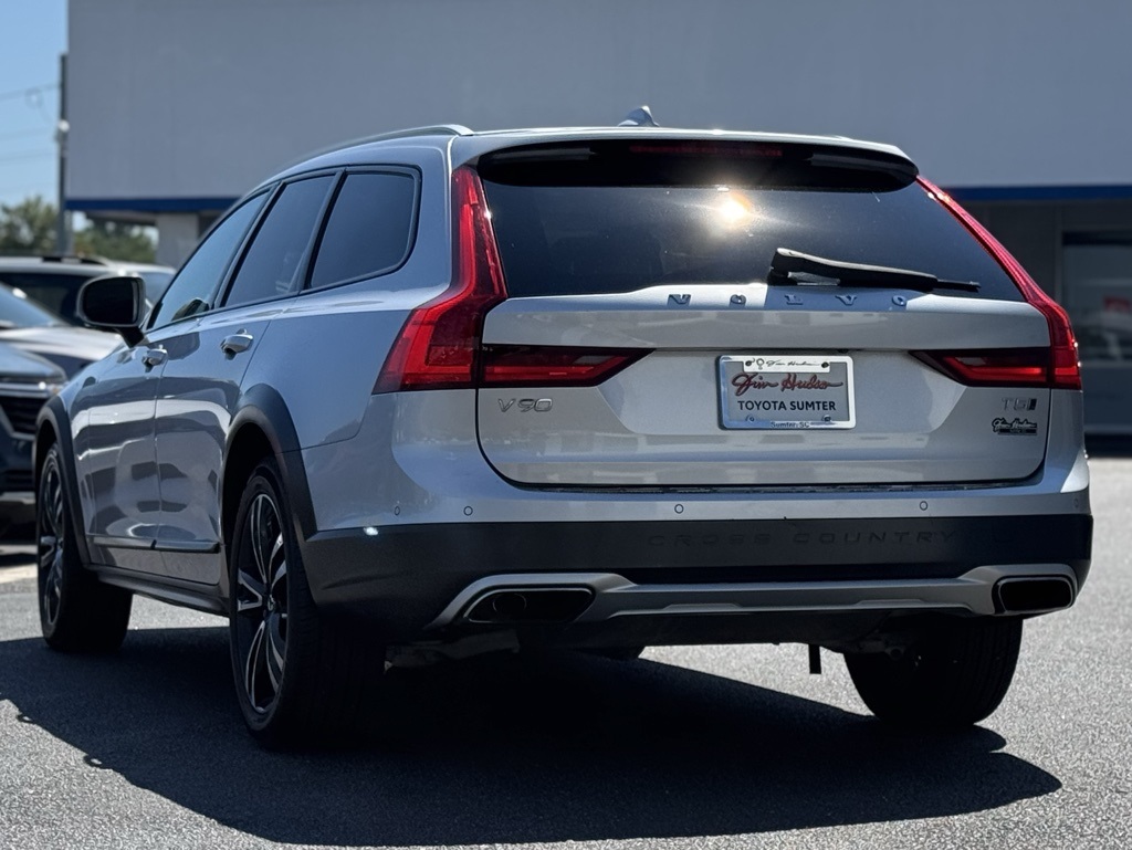2018 Volvo V90 Cross Country T5 AWD photo 2