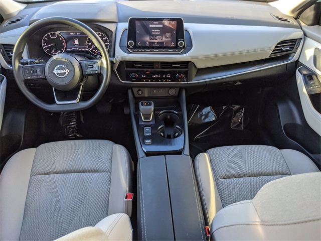 2024 Nissan Rogue SV photo 12