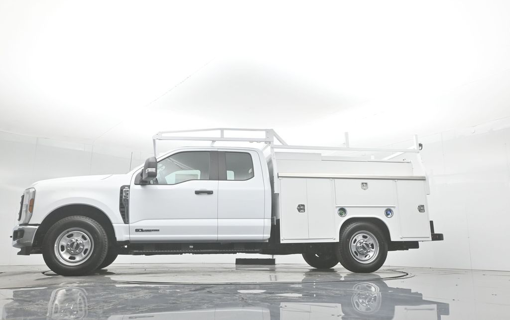 2024 Ford F-350 Super Duty XL