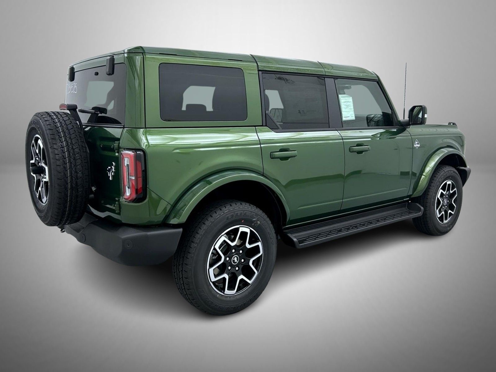 2025 Ford Bronco Outer Banks photo 5