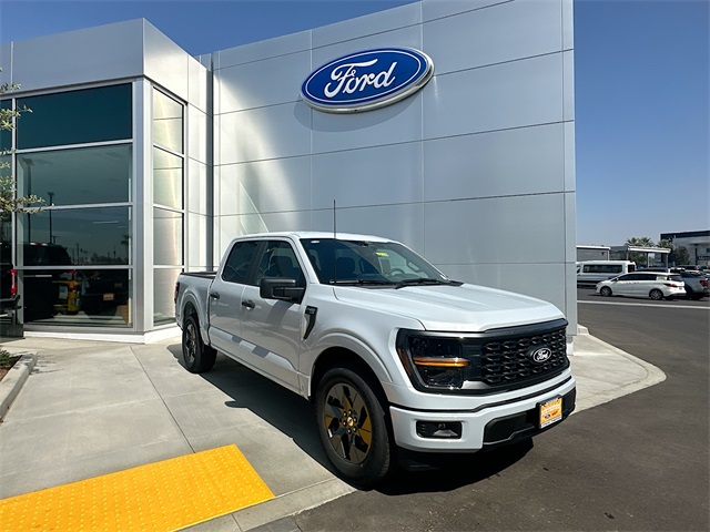 2025 Ford F-150 STX's photo