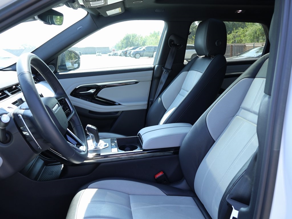 2023 Land Rover Range Rover Evoque R-Dynamic SE photo 17